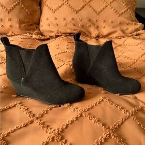 Black Toms Wedge Booties